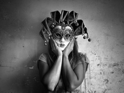 在线轰炸机电话软件